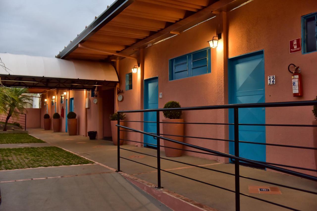 Villa Das Flores Olímpia Exterior foto